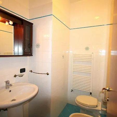 빌라 Sleeps 6 Pool Air Con Wifi *